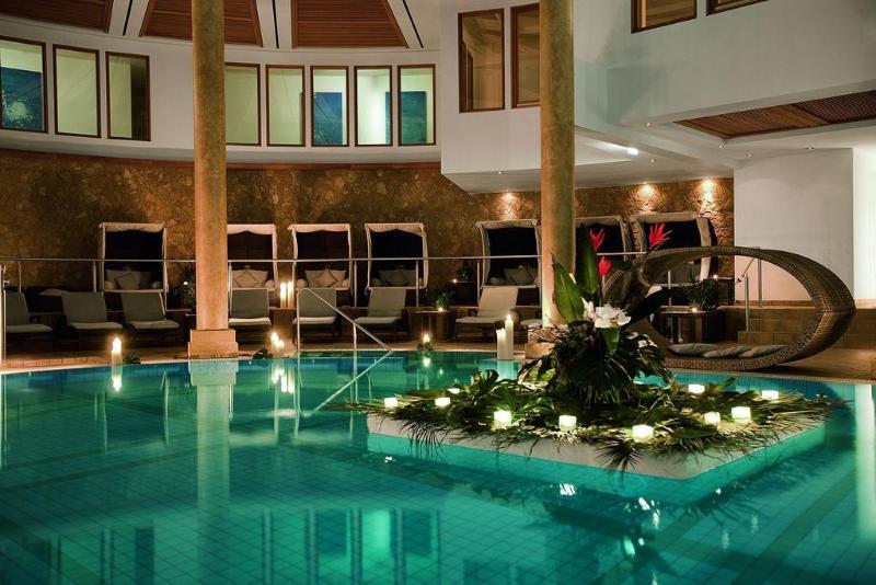 Schlosshotel Kitzbuehel A-Rosa Collection Zewnętrze zdjęcie The spa at the Hotel