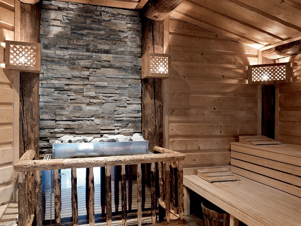 Schlosshotel Kitzbuehel A-Rosa Collection Zewnętrze zdjęcie A modern Finnish sauna