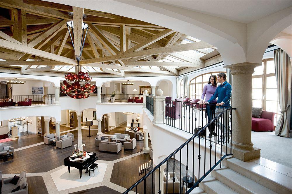 Schlosshotel Kitzbuehel A-Rosa Collection Zewnętrze zdjęcie The interior of the hotel